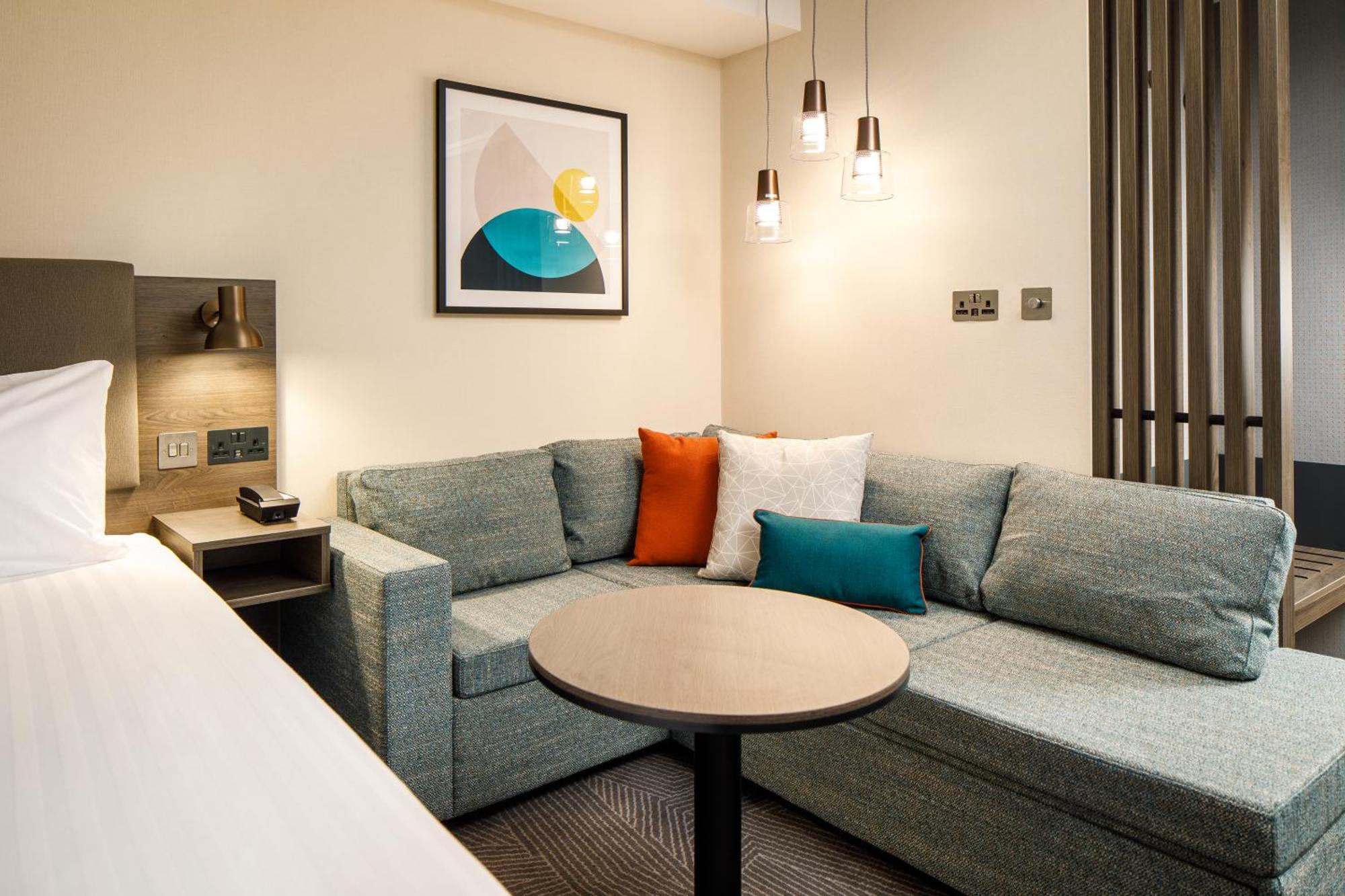 Premium Queen Room