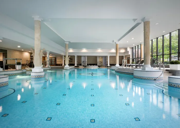 Delta Hotels By Marriott Manchester Airport Hale 